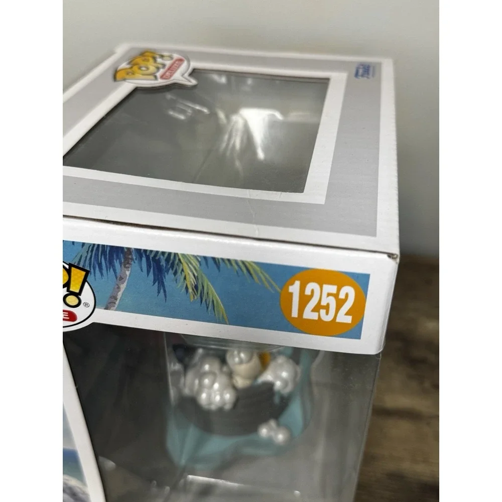 Funko Pop! Deluxe: Disney - Stitch In Bathtub - Hot Topic (Exclusive) #1252